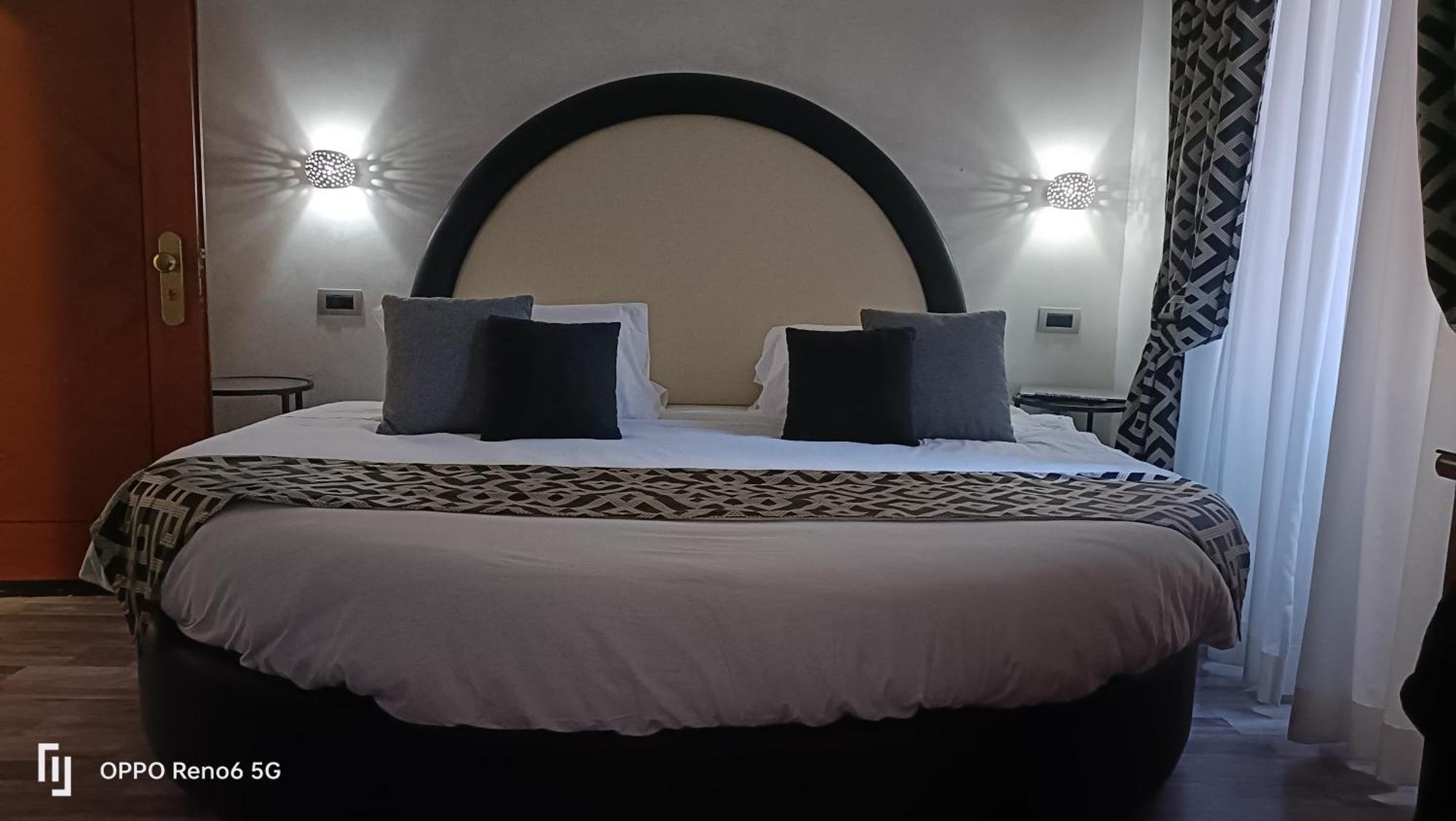 فندق House 4 Mori روما المظهر الخارجي الصورة