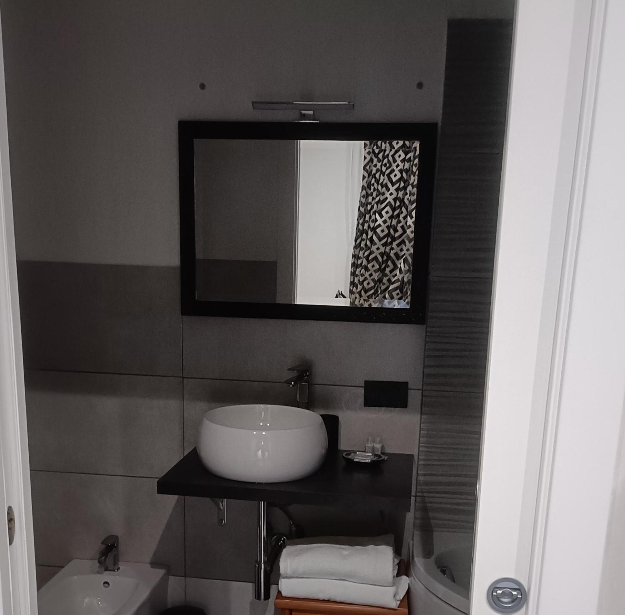 فندق House 4 Mori روما المظهر الخارجي الصورة
