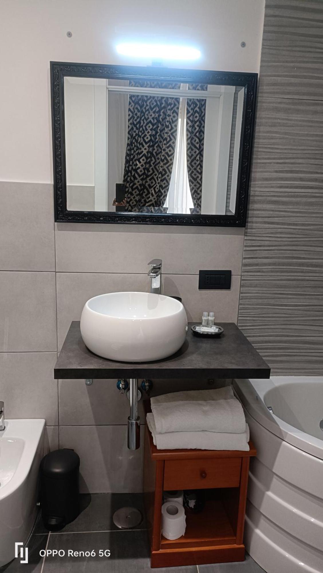 فندق House 4 Mori روما المظهر الخارجي الصورة